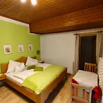Blumenpension Strauss - 3*