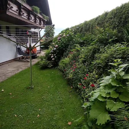 Blumenpension Strauss - Gasthuis Ossiach