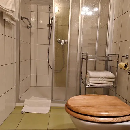 Blumenpension Strauss - Konukevi 3*