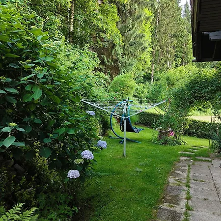 Konukevi Blumenpension Strauss - Ossiach