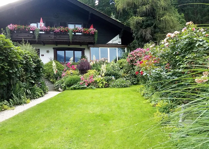 Blumenpension Strauss - 3*
