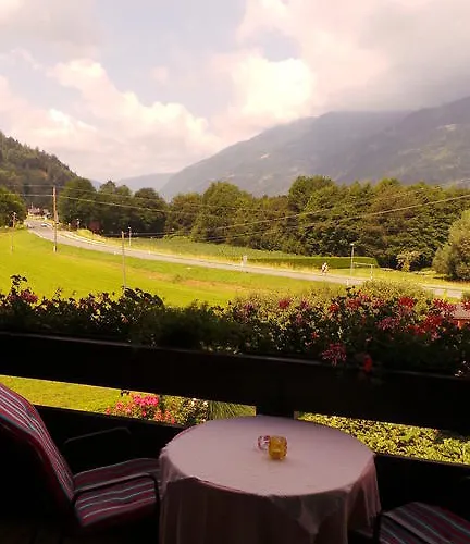 Guest house Blumenpension Strauss -